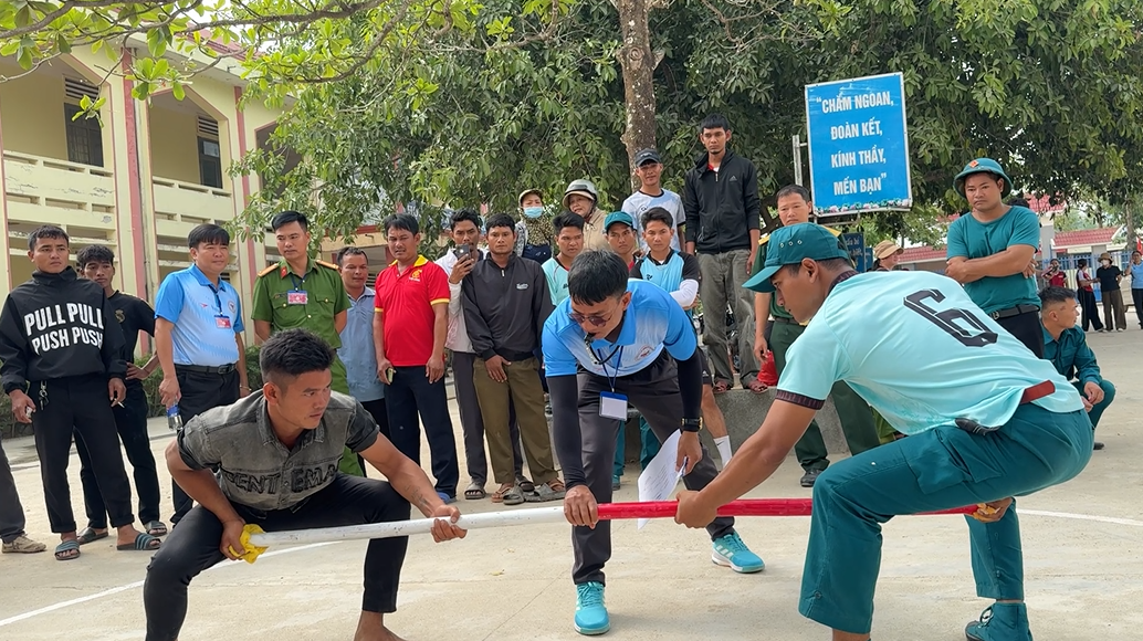 Hội thao bộ môn đẩy gậy